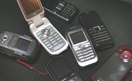 Ведущие производители "мобильников" унифицируют зарядные устройства