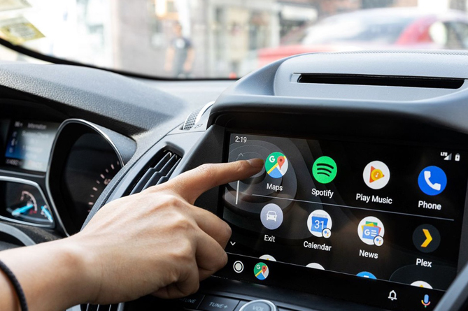   Google намекнула на прекращение поддержки Android Auto для смартфонов