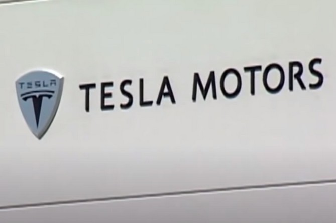 Илон Маск назвал условие возобновления продаж Tesla за биткойны 