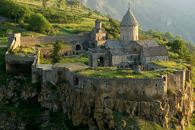 Интерактивное приложение 3D-путешествий «Сокровища Армении» уже доступно для платформ iOS