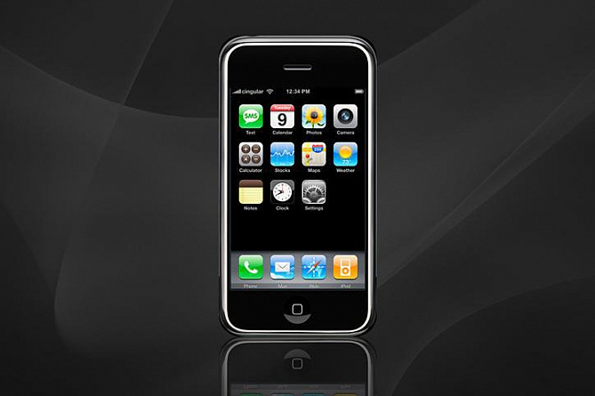 Apple скоро начнет производство нового iPhone, сообщают СМИ