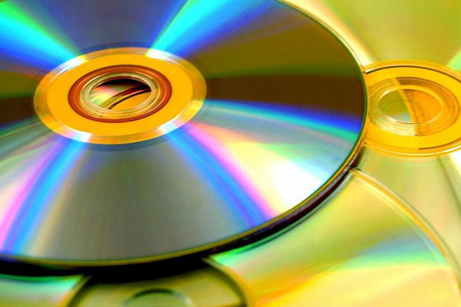Армянские производители дисков смогут продать скопившуюся продукцию без голограмм