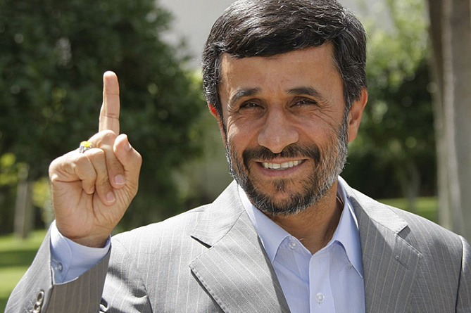 Махмуд Ахмадинежад завел твиттер вопреки запрету соцсети в Иране