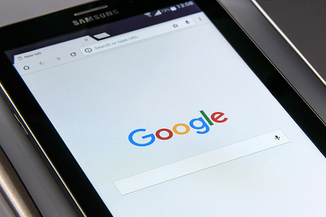 Еврокомиссия оштрафовала Google на рекордные $2,7 млрд.