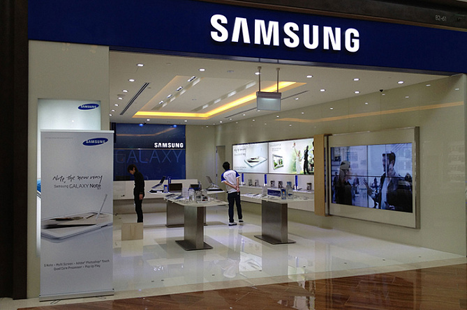В магазине Samsung в Сингапуре произошел пожар за день до презентации Galaxy S8