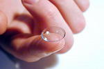 Breakthrough in augmented reality contact lens: Curved LCD display holds widespread potential