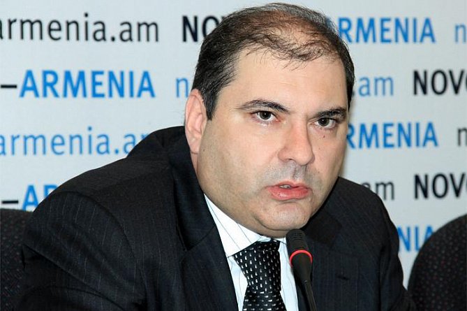 Впервые предвыборная борьба в Армении развернулась в интернете - политолог