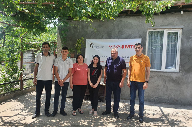 Viva-MTS и центр «Фуллер» окажут помощь в достройке нового дома в Ехегнадзоре семье из Арцаха